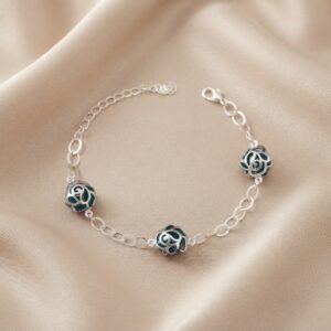 Pulsera 21, mujer modelo rosa verde, La fabrica